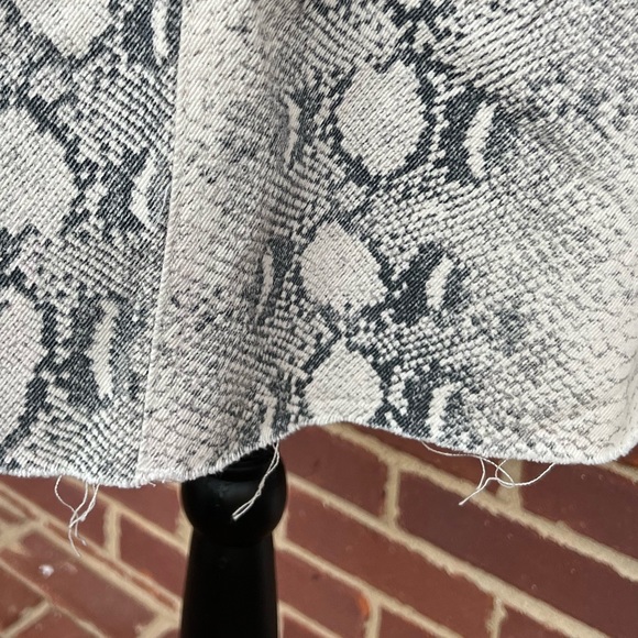 Nwt momokrom skirt - Picture 4 of 9